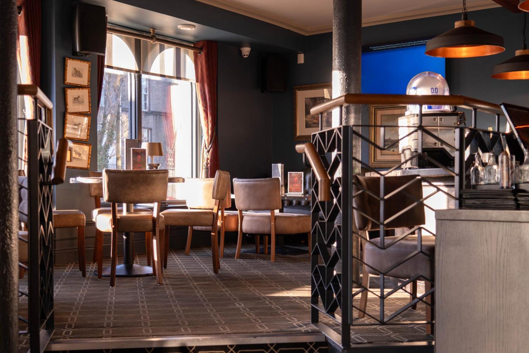 Midlands Park Hotel Порт-Лиише Экстерьер фото